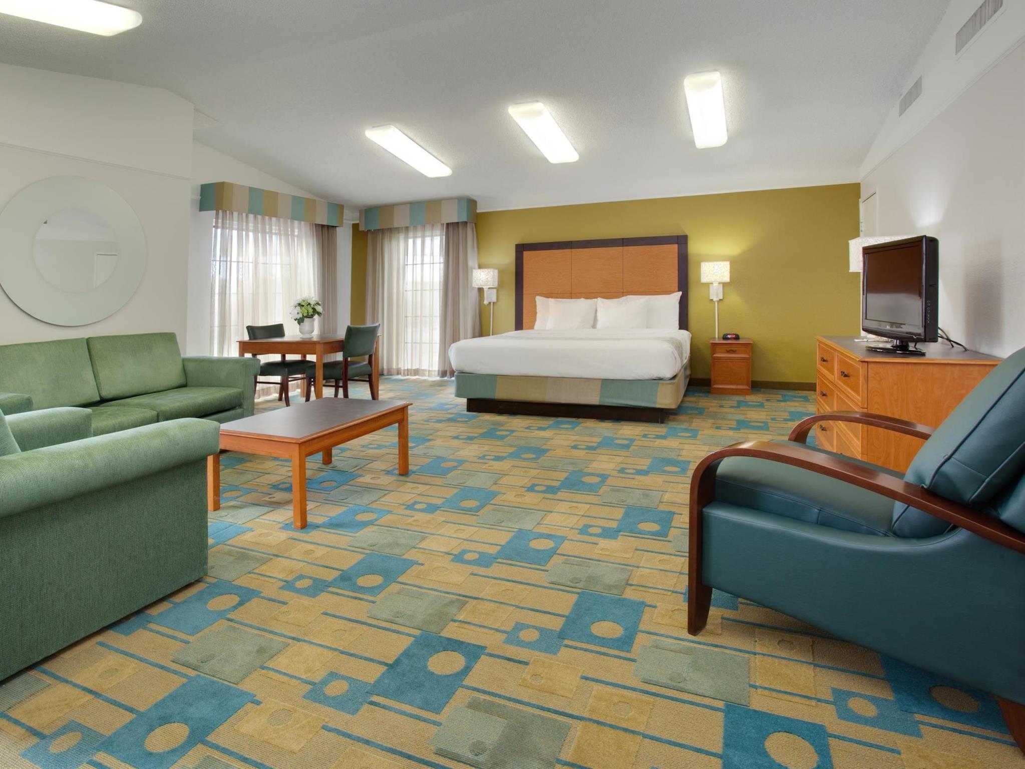 La Quinta Inn By Wyndham Denver Central Exterior photo